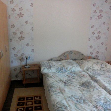 Raday Apartman Hajduszoboszlo Exterior photo